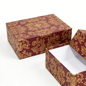 Scatole Regalo in Carta Rigida Personalizzate con Coperchio e Base Stampati per Abbigliamento e Gioielli - Product Image 5