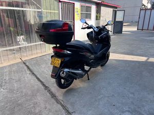 Scooter Urbano de Ocio de 200 CC, UE China - Scooter con Motor Monocilíndrico de Gran Tamaño con Inyección Electrónica de Combustible - Product Image 3
