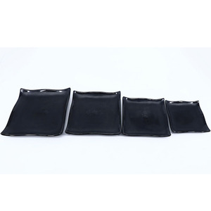 Platos Japoneses Negros de Melamina de 10/14 Pulgadas para Servir Sushi, Sashimi y Cocina Tradicional Japonesa - Product Image 6