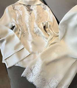 Pigiama da <span class=keywords><strong>Donna</strong></span> Primaverile di Alta Gamma in Seta Ghiaccio, Taglia XL, Pantaloni Lunghi con Pizzo sulla Schiena, Maniche Lunghe, Set Due Pezzi ODM all'Ingrosso per Casa - Product Image 2