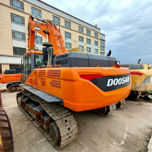 Excavatrice sur chenilles hydraulique d'occasion Doosan DX520LC-9C à moteur diesel, faible nombre d'heures, à vendre à prix réduit - Product Image 1