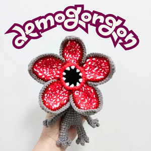 Muñeco de <span class=keywords><strong>lana</strong></span> tejido a crochet, flor comedora de hombres, <span class=keywords><strong>estambre</strong></span> rojo, adornos periféricos de Strange Story, hecho a mano en gris, RY-QT-014 - Product Image 3