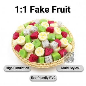 Cubes de fruits artificiels réalistes : Dragon Fruit, Kiwi, <span class=keywords><strong>Banane</strong></span> pour la mixologie, l'art culinaire et les présentoirs de gâteaux - Product Image 1