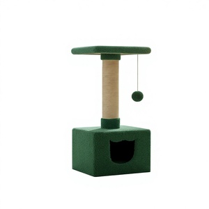 Griffoir pour chat Amistar Green Fairy Tale de haute qualité pour chats et chatons de toutes races et tailles. - Product Image 1