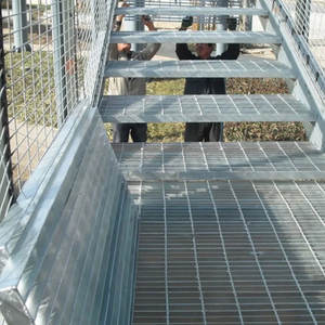 Thermisch Verzinkt 30*5Mm Stalen Rooster Trap Metalen Loopbrug Platform En Trappen Tegen Concurrerende Prijzen - Product Image 6