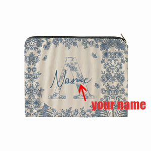 กระเป๋าเครื่องสำอางลาย<span class=keywords><strong>ดอกไม้</strong></span>ประจำเดือนเกิดแบบกำหนดเองสำหรับพยาบา<span class=keywords><strong>ล</strong></span> กระเป๋าเก็บของใช้ในห้องน้ำสำหรับเดินทาง กระเป๋าใส่เครื่องสำอาง ของขวัญสำหรับงานปาร์ตี้ส<span class=keywords><strong>ล</strong></span>ะโสด - Product Image 1