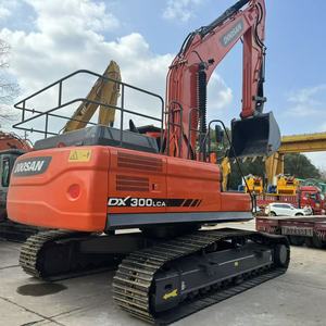 Excavatrice d'occasion DOOSAN DX300LCA, 30 tonnes, d'origine coréenne, sur chenilles, en stock, à vendre - Product Image 1