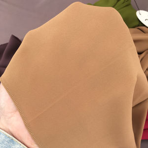 Nieuwste ontwerp, hoogwaardige bubbelchiffon hijab, modieus, luxe effen kleur, dikke Maleisische hoofddoek - Product Image 5