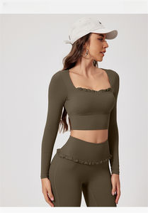 Комплект женской элегантной спортивной одежды с рюшами: топы с длинным рукавом и расклешенные брюки для осени и зимы, для активного отдыха, бега, спортзала, йоги и тренировок - Product Image 5