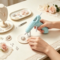 Pistolet à colle chaude miniature rechargeable 3,7 V pour le bricolage, idéal pour les jeux et l'éducation des enfants, cadeau d'intérieur fait main, personnalisable OEM
