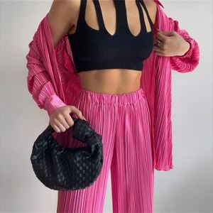 Dropshipping Offre Spéciale Femmes plissées 2 pièces Coord Outfits Plisse Flare Sleeve Lace-up V-neck Crop Tops Green Wide Leg Pants Set - Product Image 3