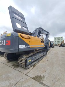 En stock : Excavatrice lourde Hyundai 220 d'occasion, modèle 220-9s sur chenilles, 22 tonnes, modèle 2025 avec moteur Cummins – Offre spéciale - Product Image 1