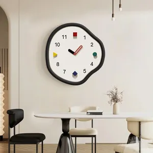 Moderne Minimalisme Smeltklok Originele Creatieve Kunst Restaurant Stille Klok, Muur Opknoping Wandklok Voor Woonkamer Slaapkamer