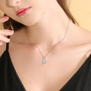 <span class=keywords><strong>925</strong></span> Sterling <span class=keywords><strong>Silver</strong></span> Cubic Zirconia Brincos e Colar Set Rhodium Plated Round Cut CZ Clássico <span class=keywords><strong>Silver</strong></span> Jewelry Set para As Mulheres - Product Image 3