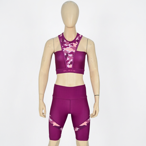 Conjunto Deportivo de Dos Piezas para Mujer, con Logotipo Personalizado, Corto por Encima de la Rodilla, para Gimnasio y Yoga, en Algodón Suave, de Secado Rápido y Transpirable - Product Image 1