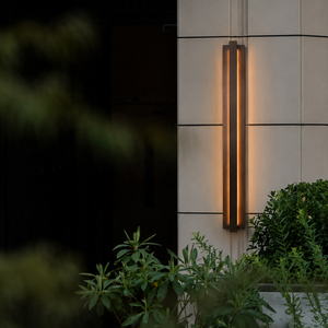 Lámpara de Pared LED Vertical de Doble Capa, Luz Cálida de 3000K, Regulable, para Interiores y Exteriores, Entrada, Pasillo - Product Image 1