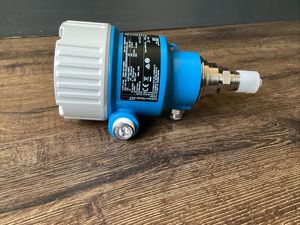 Endress+Hauser Cerabar PMP71B Smart, el más vendido: su estado se puede verificar sin interrupciones de proceso. Disponible en stock. PMP71B Nuevo. - Product Image 1