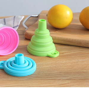 Foldable Silicone Funnel Large Diameter Kitchen Use For Drink Food Storage - Product Image 4