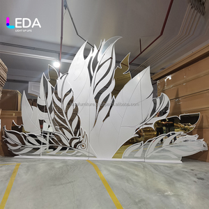 LEDA Fond de Scène Acrylique Détachable en Forme de Fleur Moderne Nouvelle Arrivée pour la Décoration de Mariage et de Fête - Product Image 2