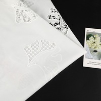 Tissu en dentelle florale respirant et hydrosoluble 100% coton pour vêtements ou robe hawaïenne, tissu en dentelle brodée