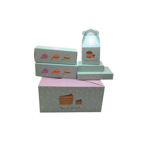 Teglie da forno in carta Custom quadrate per Cupcake di <span class=keywords><strong>Pasqua</strong></span> usa e getta involucri colorati porta dolci per pane - Product Image 1