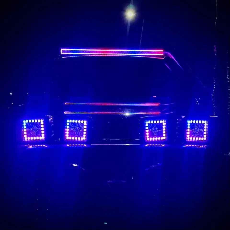 אחרים רכב אור אביזרי 4x4 Offroad משאית 12v RGB Chasing Halo Strobe Led עבודה אור בר עם חוט רתם