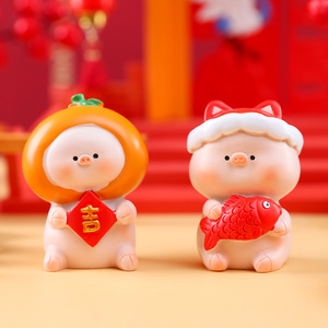 Adornos para decoración interior <span class=keywords><strong>de</strong></span> automóviles, adornos <span class=keywords><strong>de</strong></span> dibujos animados <span class=keywords><strong>de</strong></span> Año Nuevo. " Cerdo que se mueve con rapidez " regalos <span class=keywords><strong>de</strong></span> cumpleaños para amigos, resina - Product Image 3