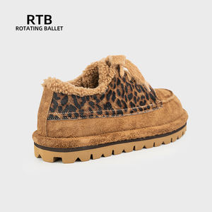 Pantuflas de invierno para mujer con parte superior de pelo de pantorrilla genuino y forro de lana, suela de goma antideslizante cálida y cómoda Midi - Product Image 3