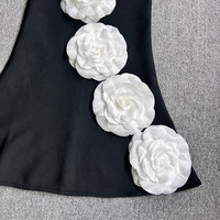 Robe de soirée moulante tissée respirante à fleurs 3D, dos nu, longueur genou, pour femme, modèle SB2892, sexy, avec sequins et bandage, idéale pour l'été et les occasions formelles.