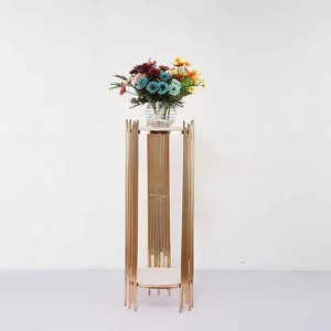 Ventes chaudes, support à fleurs de mariage personnalisé en métal doré de haute qualité, décoration pour événements de mariage - Product Image 6