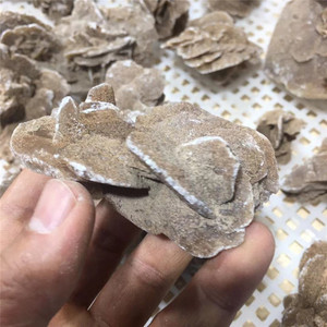 Pierre brute de quartz brut naturelle, décoration pour la maison, vente en gros, cristal naturel, rose du désert pour la guérison, vente en gros - Product Image 3