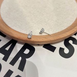 Dylam Classic High Jewelry S925 <b>Silver</b> Pear Shape D VVS1 2ct Moissanite Stone <b>Stud</b> Earrings Jewelry for Women Accept OEM ODM - Product Image 4