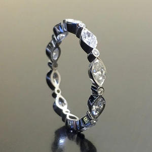 Anello di Fidanzamento Q659 per Donna in Oro Bianco con Diamante Naturale Taglio Marquise, Stile Classico, Colore D - Product Image 2