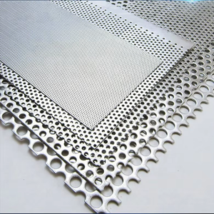 Tôle en acier inoxydable à trous carrés ronds 4 pieds x 8 pieds, finition 2B, certifiée ISO9001 pour la protection des équipements de machinerie - Product Image 1