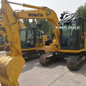 Excavatrice Komatsu 60-8 d'occasion, marque japonaise d'origine, 6 tonnes, petite taille, sur chenilles en caoutchouc. - Product Image 2