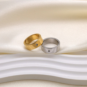 <b>Titanium</b> Steel Unisex <b>Rings</b> Inlaid With Zircon Fashionable Simple Couple Jewelry Everyday Wear - Product Image 2