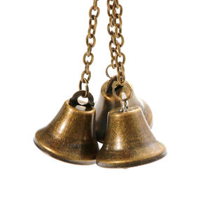 Высокое качество Винтажный металлический открытый колокольчик кулон короткая цепочка рождественские украшения традиционная оптовая продажа рождественское пятно - Product Image 1