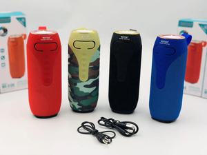 Originale WSTER WS3139 Supporta USB TF CARD <span class=keywords><strong>RADIO</strong></span> FM <span class=keywords><strong>Con</strong></span> Torcia Sistema Musicale Boombox Altoparlante Portatile Wireless - Product Image 2