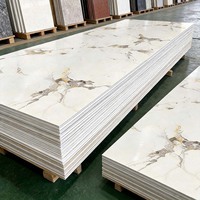 Panneau mural en PVC imitation marbre brillant UV de style moderne 1,22 x 2,44 m pour décoration intérieure