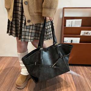 Sac à main rétro pour femmes, couleur unie, grande capacité, sac à main en cuir PU - Product Image 2