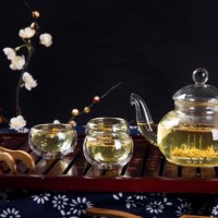 Vente en gros à l'étranger de mini-tasses à thé à double paroi transparentes, tasses à thé turques pour la dégustation de thé et les banquets pour les restaurants