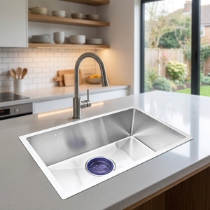 Évier simple en acier inoxydable 304, fait main, personnalisable, fonctionnel, surface brossée, installation sous plan, du Vietnam - Product Image 6