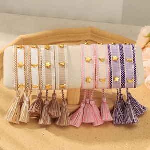 Braccialetto dell'amicizia etnico, ricamato e intrecciato, con nappa in tessuto, misura regolabile, personalizzabile con lettere e logo - Product Image 5