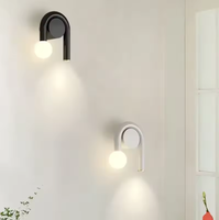Applique murale moderne de luxe noir et blanc, luminaire d'intérieur pour la décoration de la maison, escalier, chambre, couloir, lampe murale ronde en verre