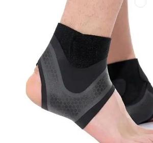 Soutien de la cheville de <span class=keywords><strong>sport</strong></span> Protection de la cheville à pression légère contre les entorses en cours d'exécution Protection des pieds respirante Sangle de cheville - Product Image 4