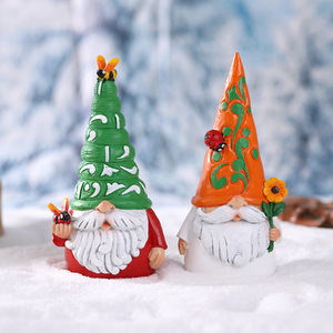 Santa Claus Micro-Landscape Snow Scene Gnome Small Ornament, Resin <b>Craft</b> Christmas Gift & Decorative Display - Product Image 4