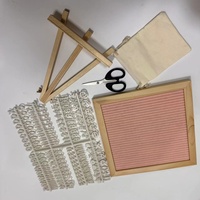 Tableau d'affichage modifiable de 10x10 pouces avec caractères alphanumériques Accessoires de photographie Tableau à lettres en feutre avec lettres et chiffres