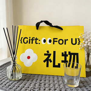 Sac de shopping en carton de luxe en gros, sac en papier gaufré avec poignée en cordon pour les ventes en boutique - Product Image 4