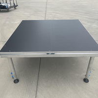 Scène événementielle mobile 1x2m en alliage d'aluminium pour extérieur, podium, plateforme de concert, scène portable, design modulaire avec roues réglables