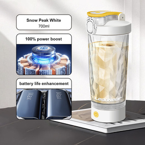 Vaso Mezclador Portátil de Acero Inoxidable de 700 ml, Vaso Mezclador Eléctrico Recargable Totalmente Automático para Café y Proteínas - Product Image 1